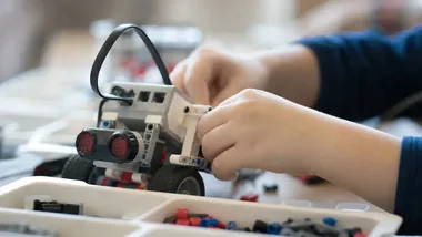 Roboty z LEGO i Arduino wracają do Piekar Śląskich - ruszają zapisy