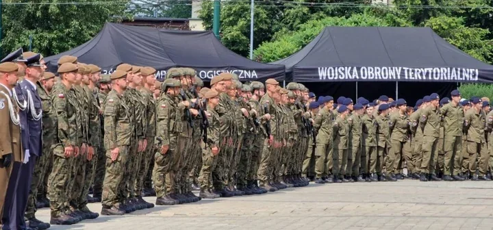 Życzenia z Piekar dla żołnierzy 13. Śląskiej Brygady OT