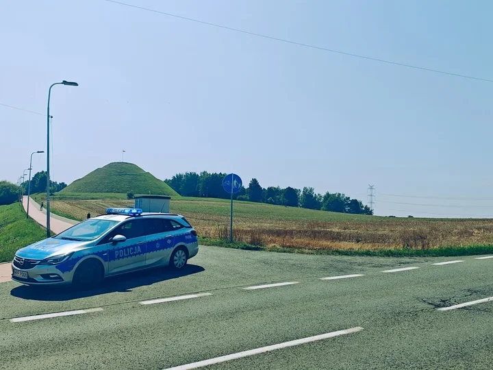 Upał w Piekarach Śląskich zagraża życiu. Największe ryzyko w aucie