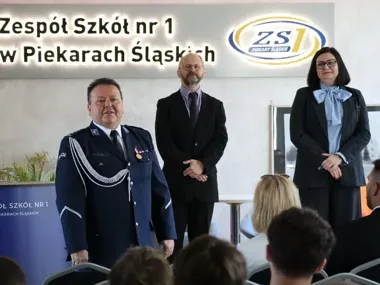 Policyjna klasa rozpoczęła rok szkolny. Komendant zachęca do służby