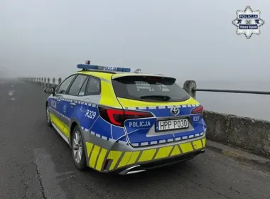 Mgła ogranicza widoczność. Te zasady mogą zapobiec tragedii
