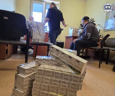 W Piekarach Śląskich układał towar w piwnicy. Policja znalazła go za 200 tys. zł
